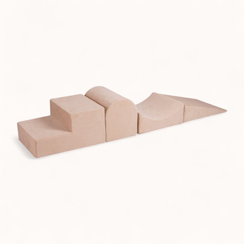 parcours de motricite 3-5 ans en velours beige