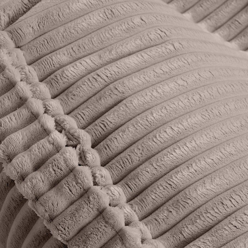 coussin pouf pour enfant en velours peluche beige sable
