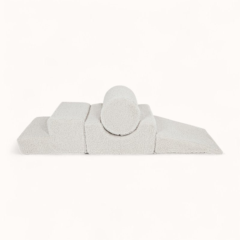 parcours de motricité pour enfant en tissu bouclette beige