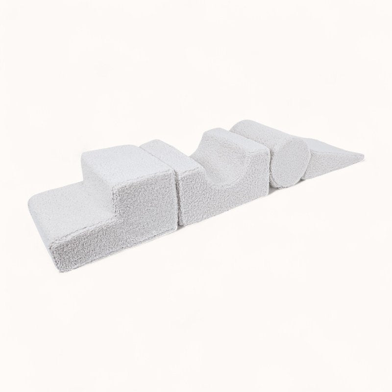 parcours de motricité pour enfant en tissu bouclette blanc